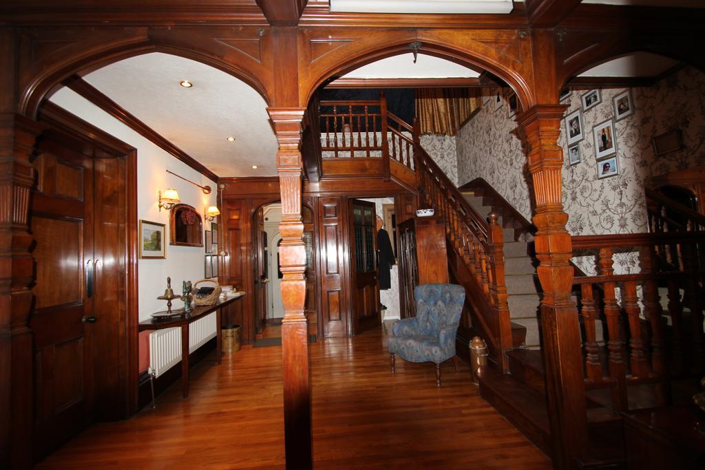 Barnt Green ウッドランズ ベッド＆ブレックファースト Bed & Breakfast エクステリア 写真